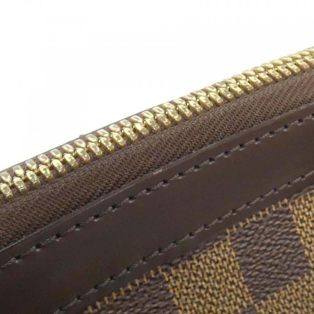 LOUIS VUITTON Authentic Brown Damier Bag - Picture 3 of 7